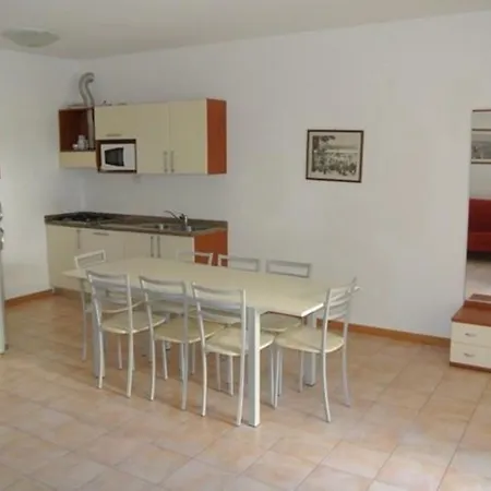 Ferienwohnung Fuer 8 Personen Ca 80 Qm In Bibione, Adriakueste Italien Und Umgebung *