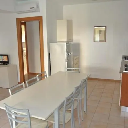 Ferienwohnung Fuer 8 Personen Ca 80 Qm In Bibione, Adriakueste Italien Und Umgebung